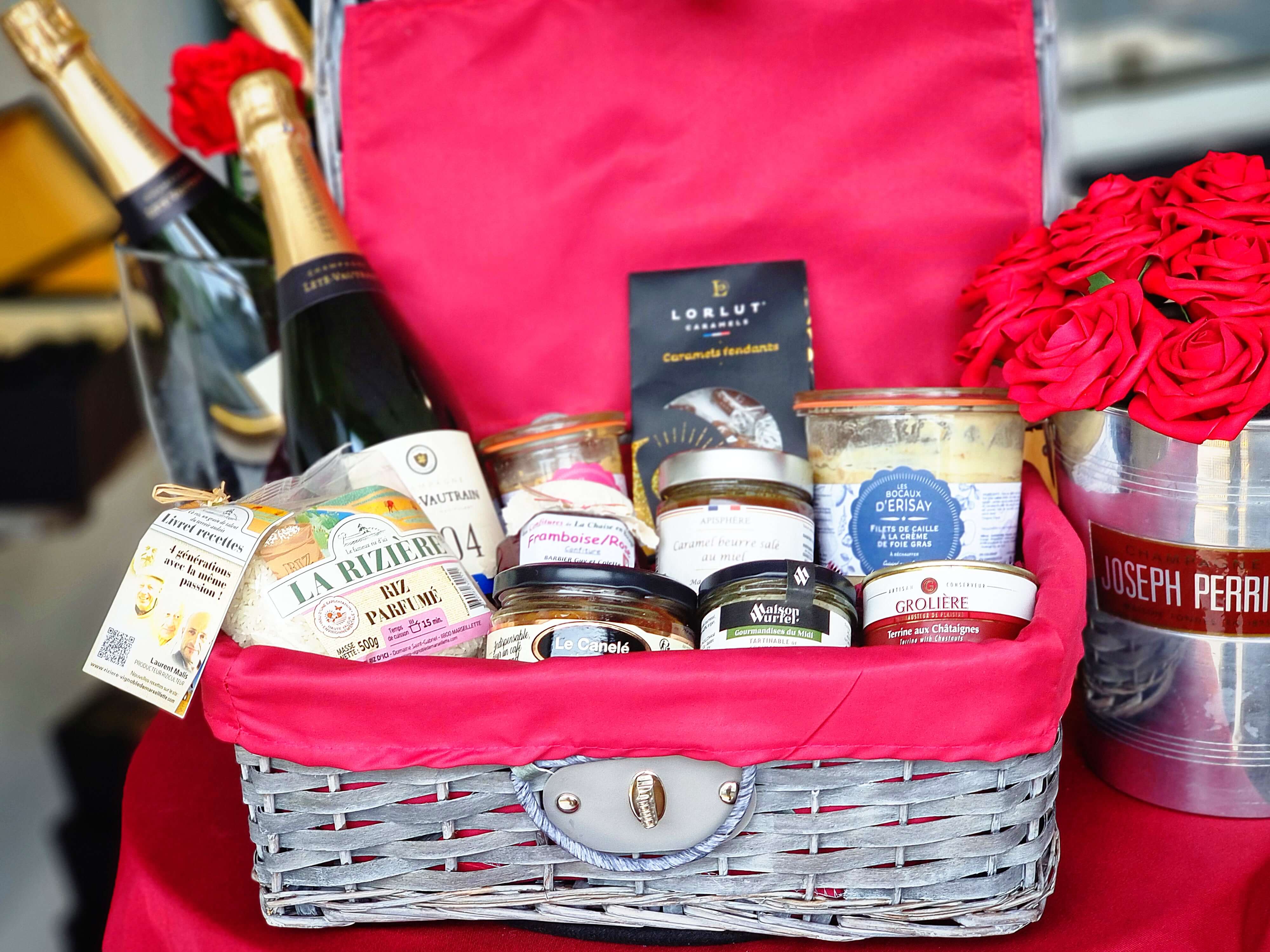 Coffret Cadeau Gourmand - Saint Valentin - Champagne - Repas - 24/48h - C est Cela