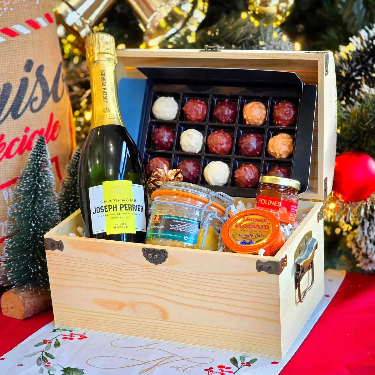 Coffre Gourmand de Noël "Le Joseph" C'est Cela.webp