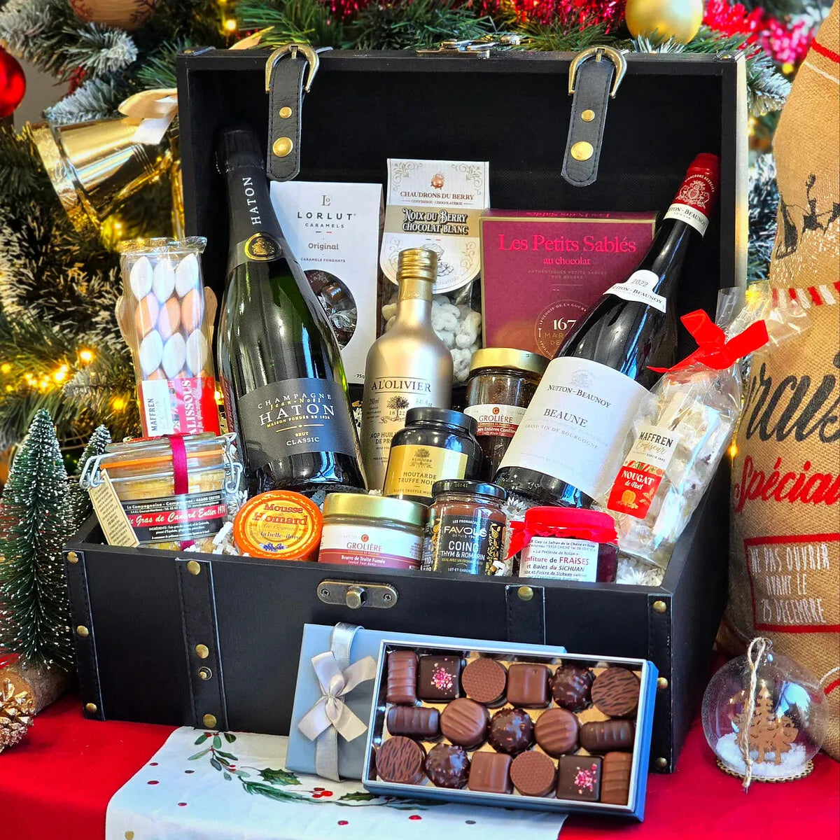 Coffre Gourmand Bois "Le Prestige" C'est Cela.webp