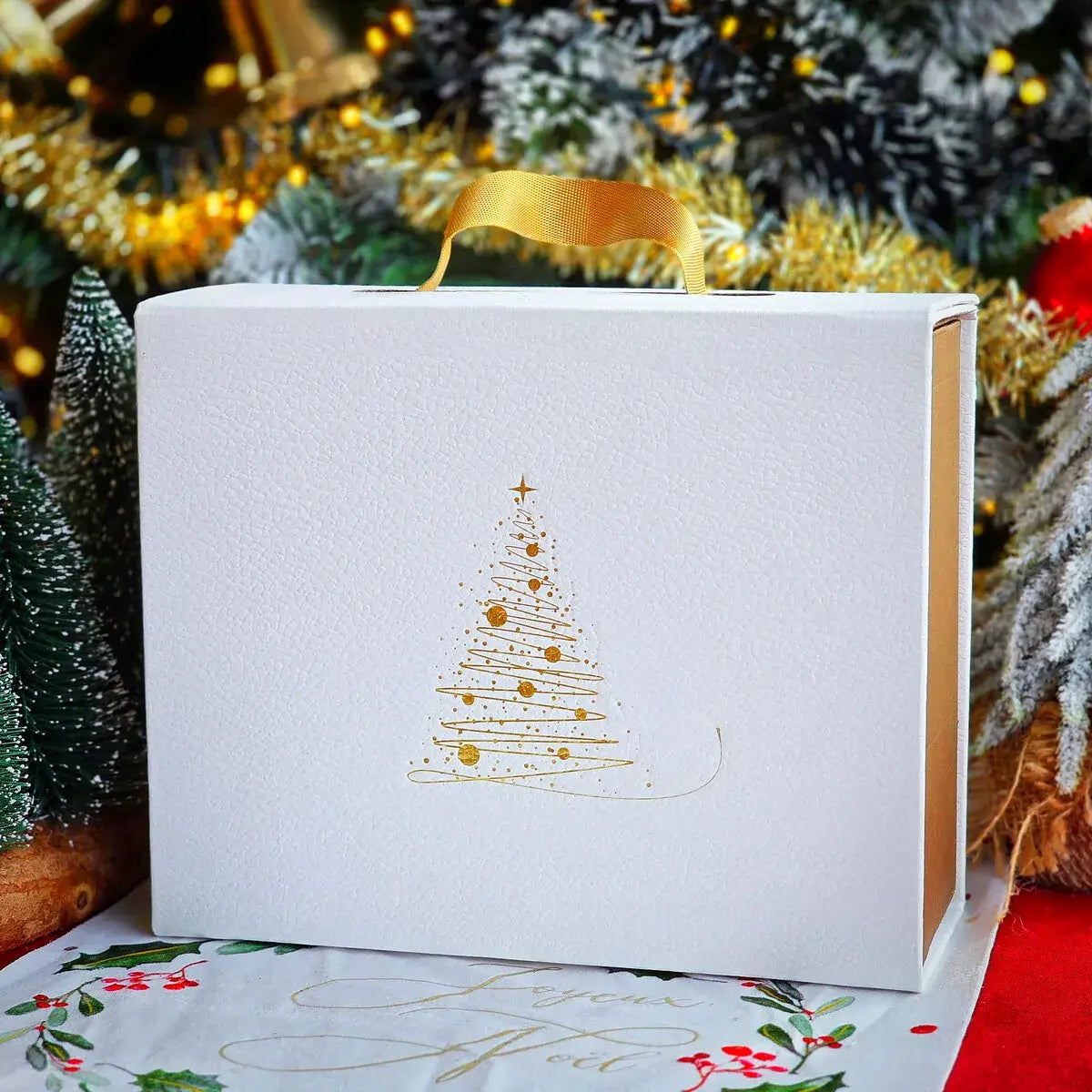 Coffret Gourmand Noël "L'Éclat Doré"