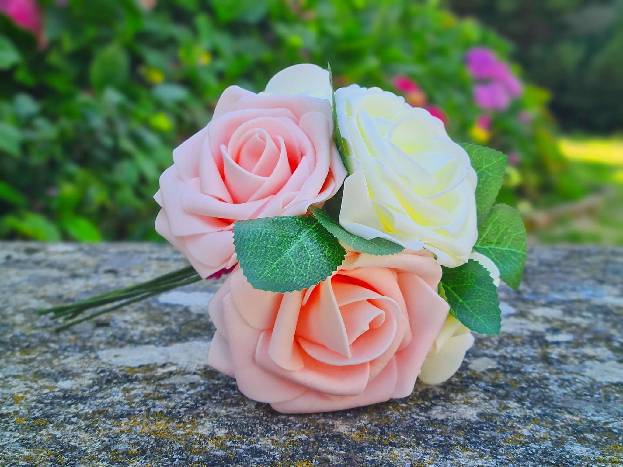 Petit Bouquet de Roses Artificielles - C'est Cela