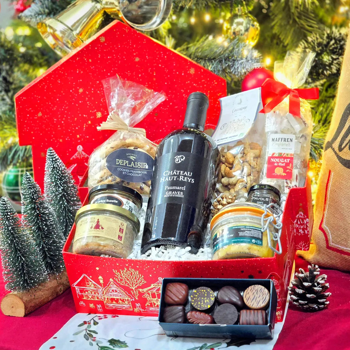 Coffret Gourmand Noël - Maison de Noël - 24/48h -  C'est Cela.webp