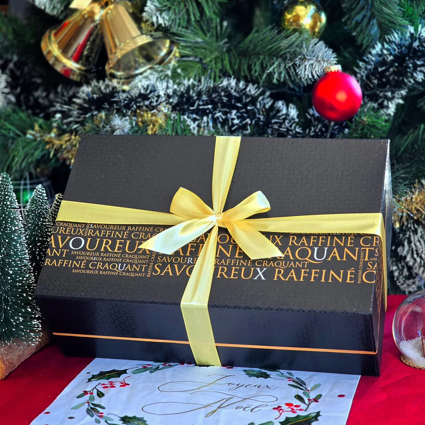 Coffret Noir Noël C'est Cela.webp