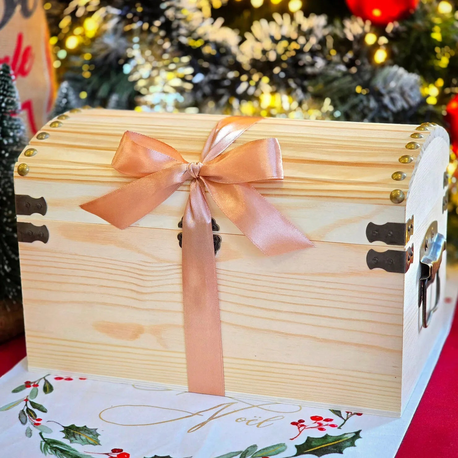 Coffret Bois Joseph Perrier avec noeud C'est Cela.webp