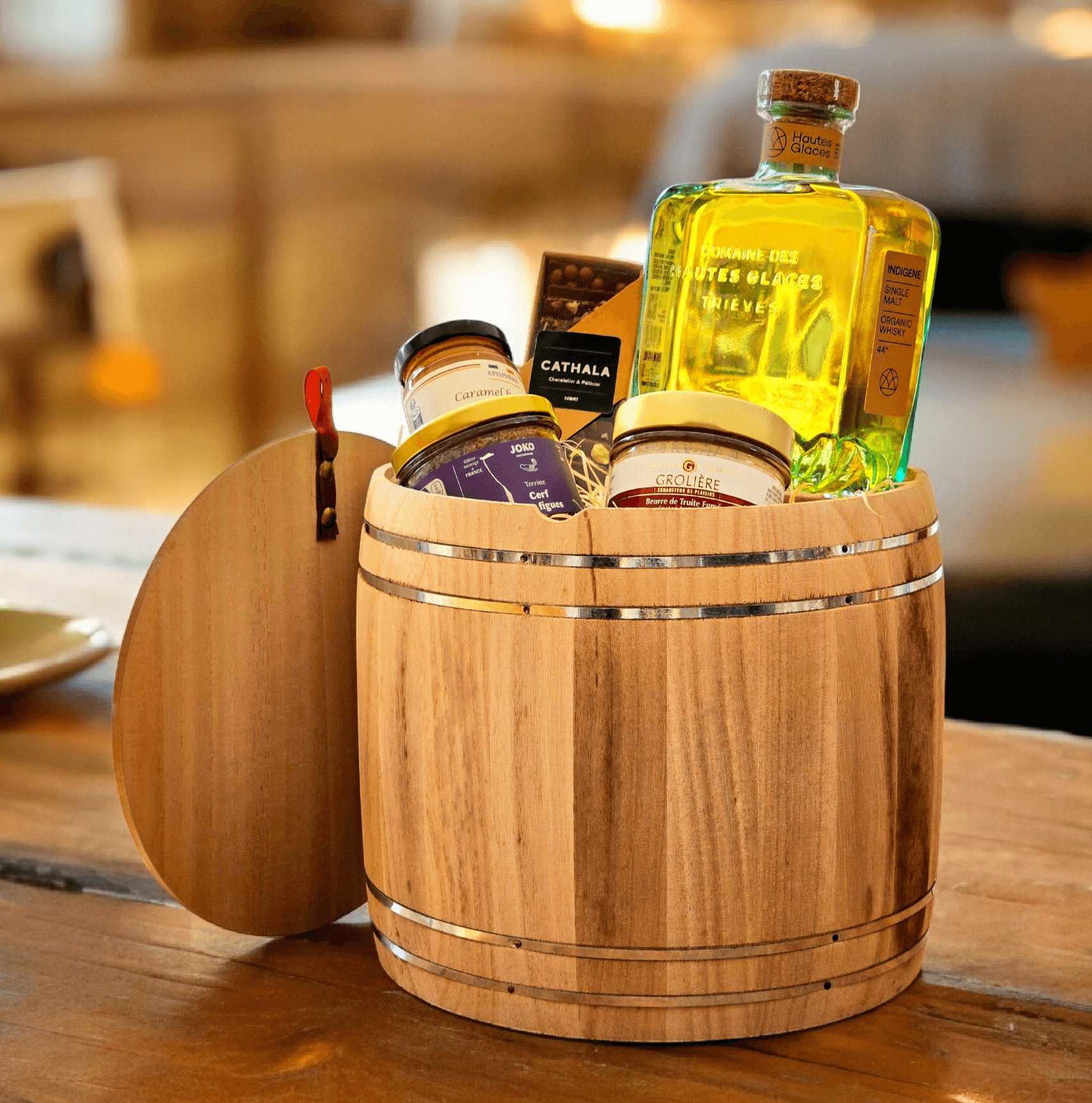 Original gourmet gift "the whiskey barrel"