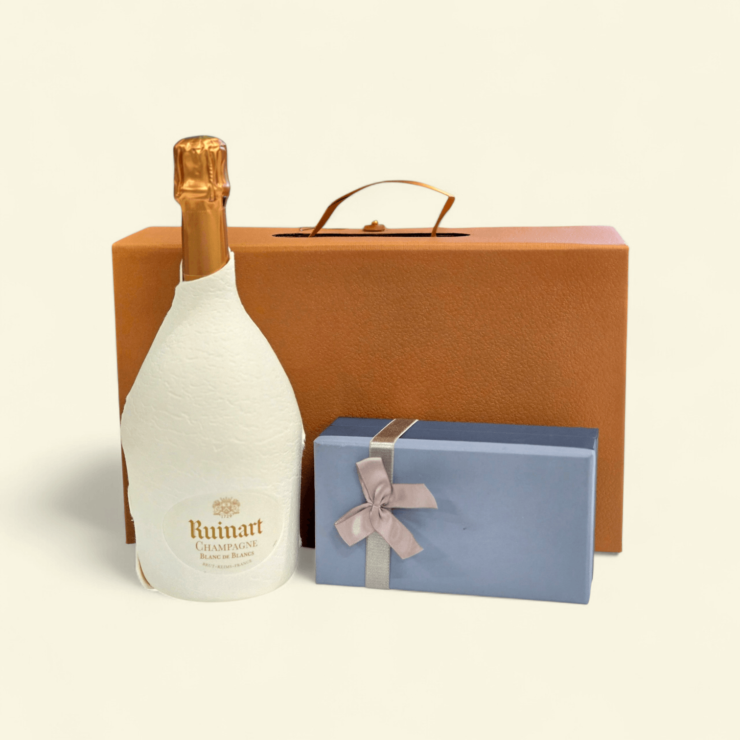 Laura Ananian Tailor Made - Ruinart & Chocolates